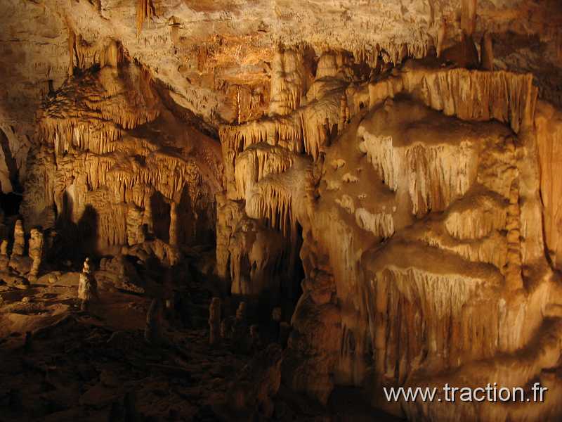 2011_CVAAM_35ans_16_Grotte (12).JPG - 35 Ans du CVAAM, sortie dans le Doubs et le Jura, du 26 Avril au 1er Mai 2011, Les Grottes des Moidons